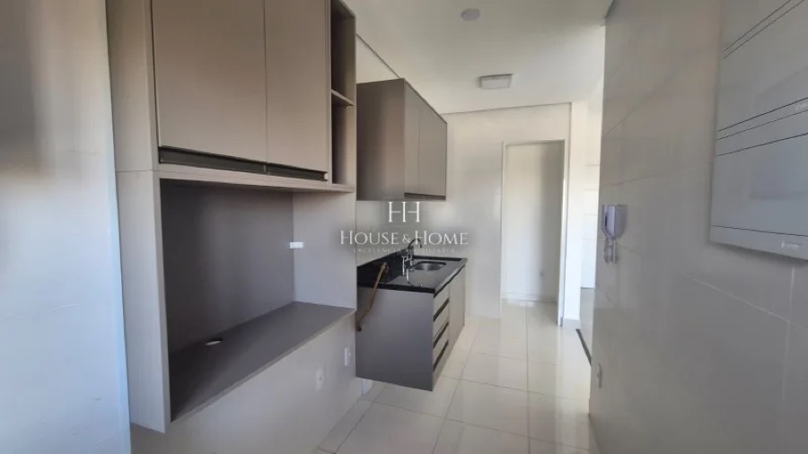 Cozinha planejada de apartamento no Vila do Parque